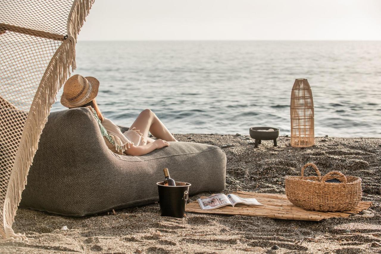 Khroma Luxury Suite 1 Beach Front Apartment Херсониссос Экстерьер фото