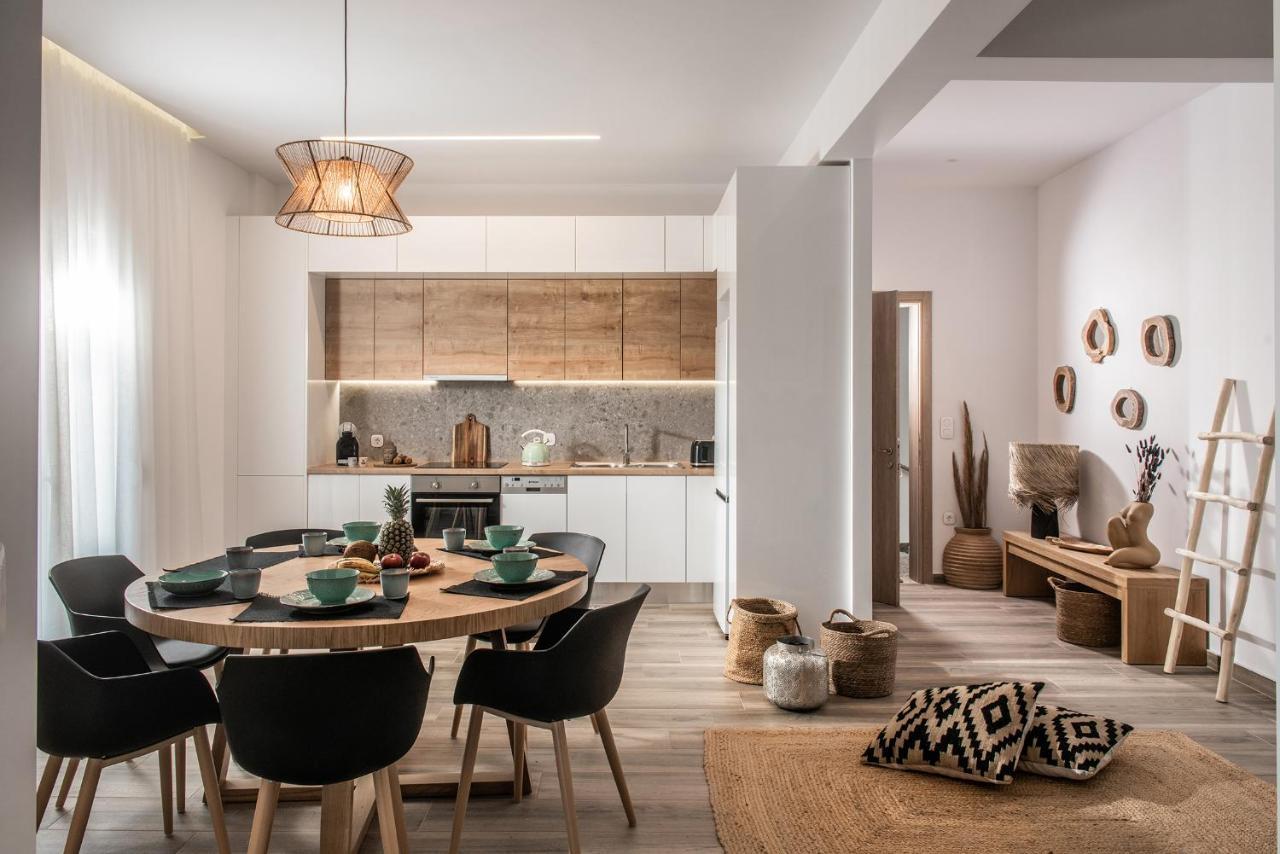 Khroma Luxury Suite 1 Beach Front Apartment Херсониссос Экстерьер фото