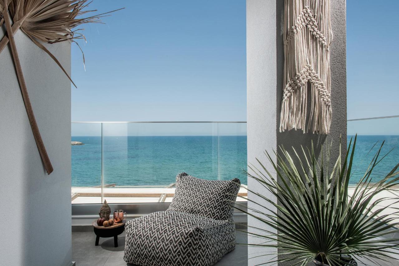 Khroma Luxury Suite 1 Beach Front Apartment Херсониссос Экстерьер фото