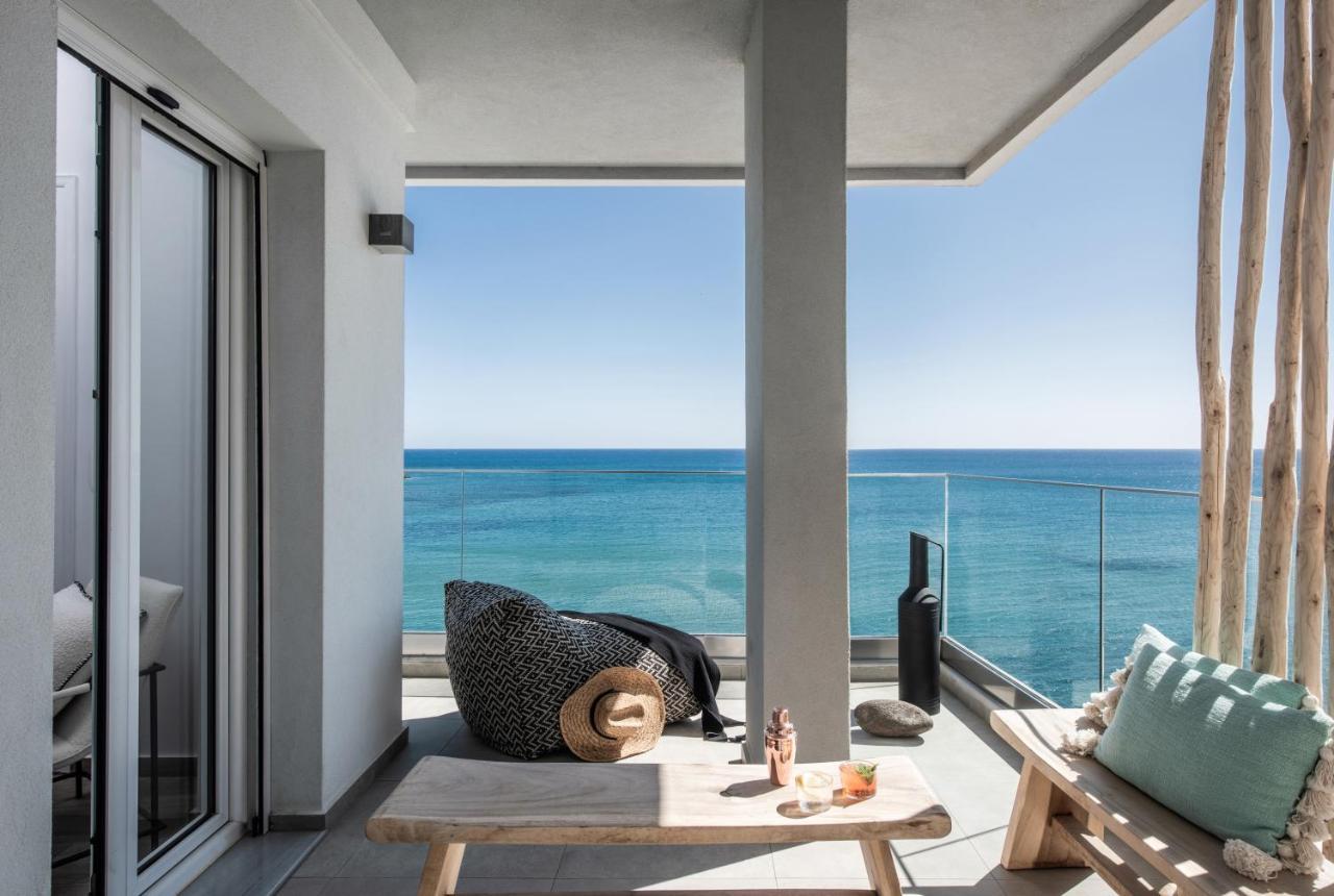 Khroma Luxury Suite 1 Beach Front Apartment Херсониссос Экстерьер фото
