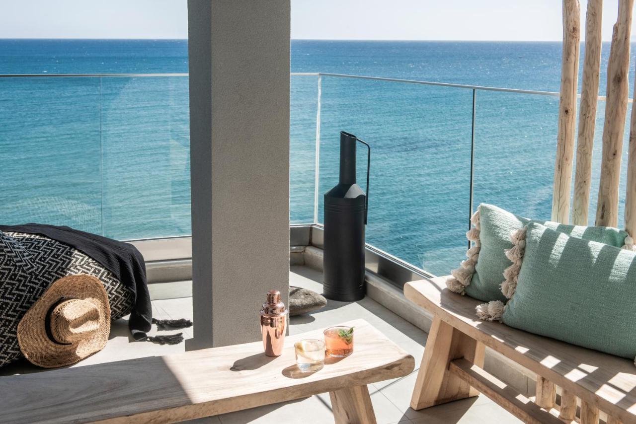 Khroma Luxury Suite 1 Beach Front Apartment Херсониссос Экстерьер фото