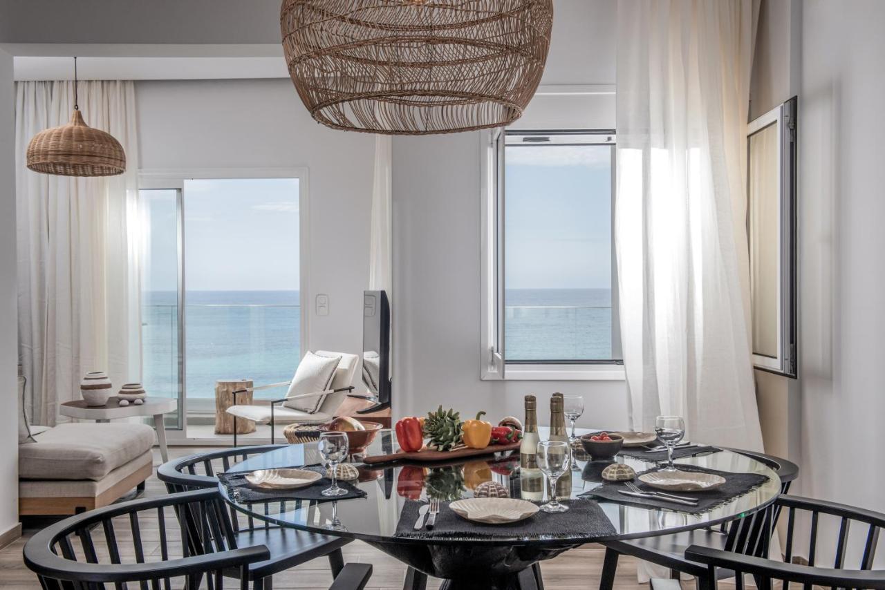 Khroma Luxury Suite 1 Beach Front Apartment Херсониссос Экстерьер фото