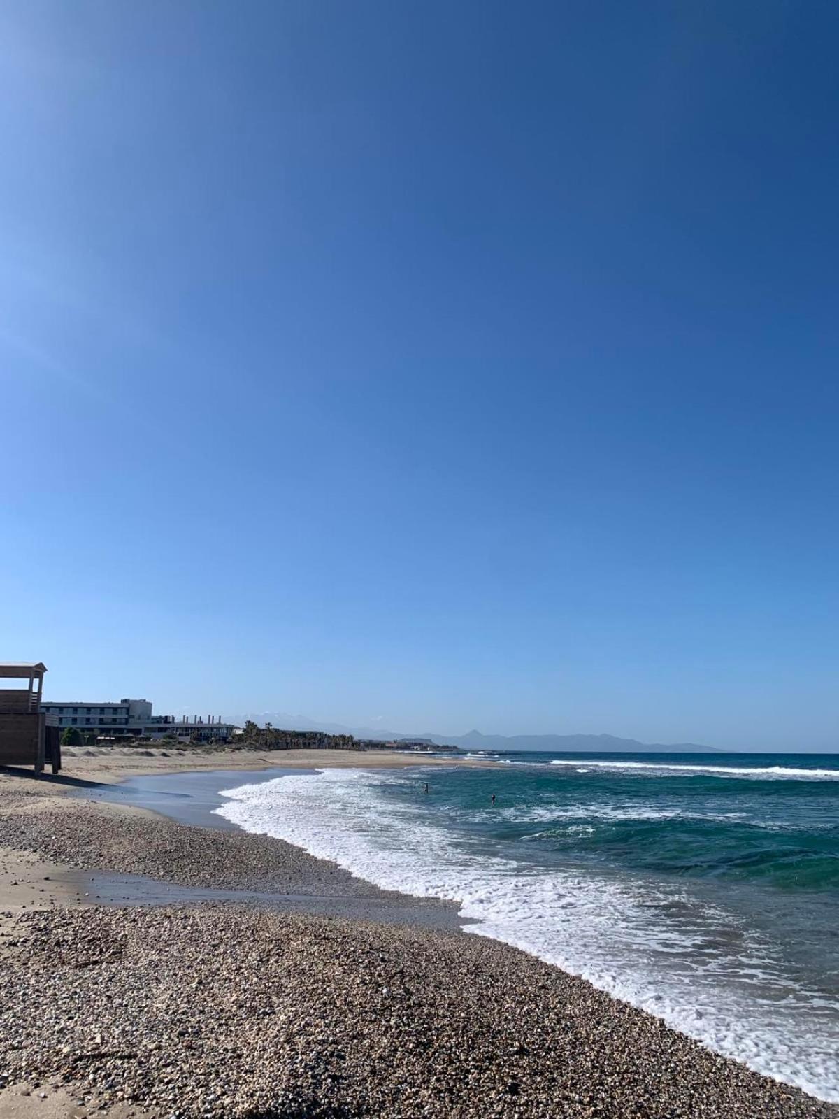 Khroma Luxury Suite 1 Beach Front Apartment Херсониссос Экстерьер фото